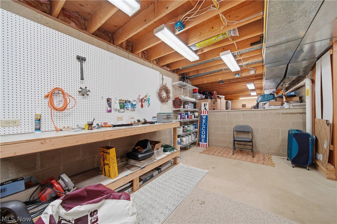 1633 Bennington Circle SW North Canton OH 44709