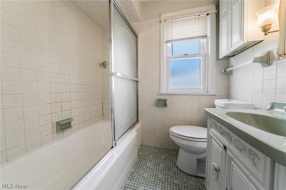 9107 S Highland Avenue Garfield Heights OH 44125