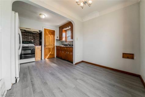 9107 S Highland Avenue Garfield Heights OH 44125