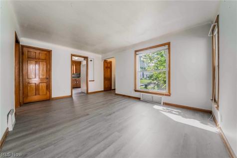 9107 S Highland Avenue Garfield Heights OH 44125