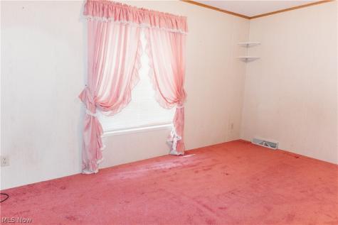 3995 Victory Avenue Louisville OH 44641