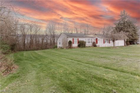 3995 Victory Avenue Louisville OH 44641