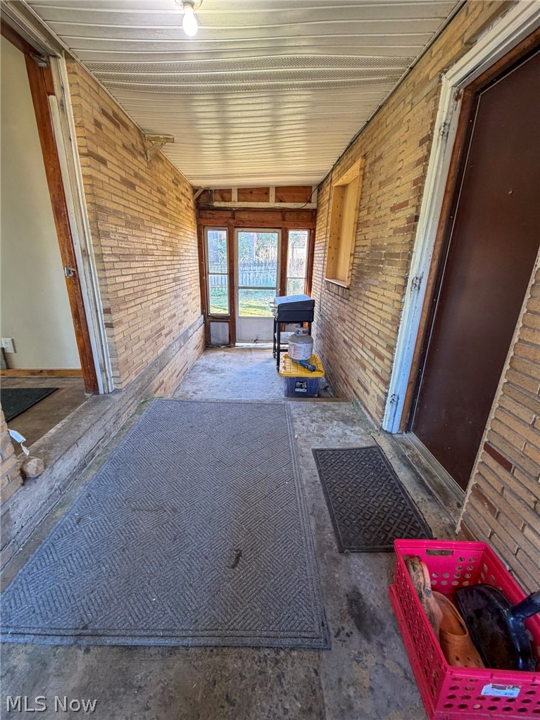 1292 Bedford Road Masury OH 44438