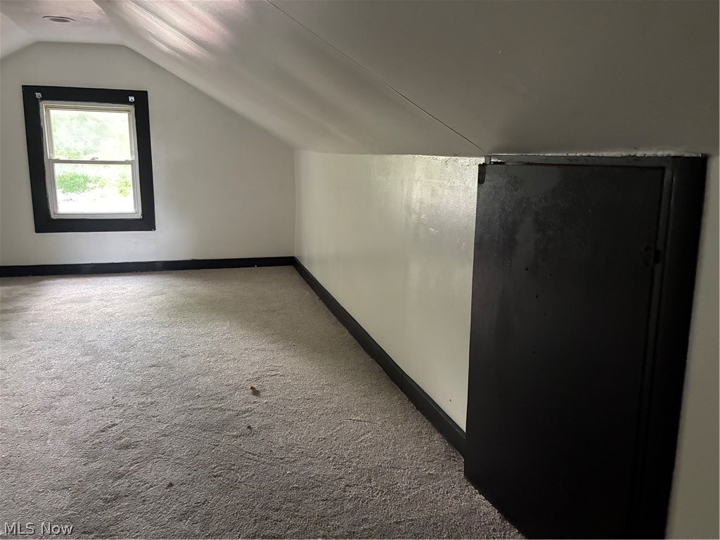 792 Allison Avenue NW Warren OH 44483