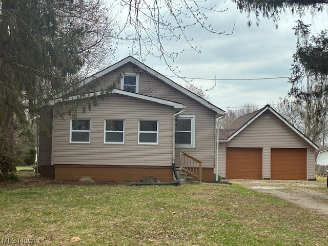 792 Allison Avenue NW Warren OH 44483