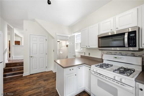6515 Fir Avenue Cleveland OH 44102