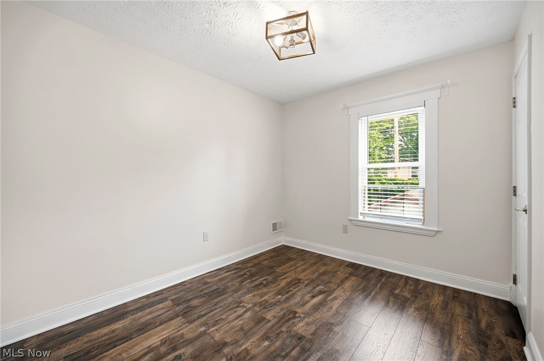 6515 Fir Avenue Cleveland OH 44102