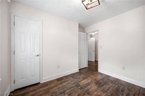 6515 Fir Avenue Cleveland OH 44102