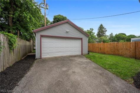 6515 Fir Avenue Cleveland OH 44102