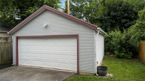 6515 Fir Avenue Cleveland OH 44102