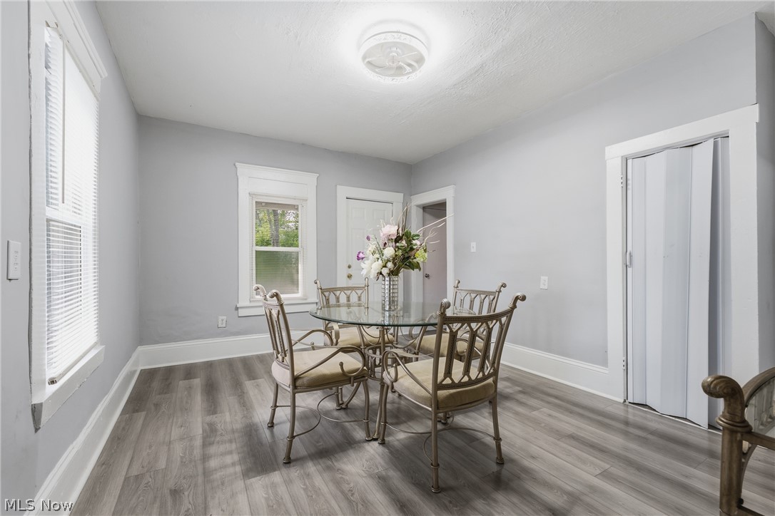 617 Carnahan Avenue NE Canton OH 44704