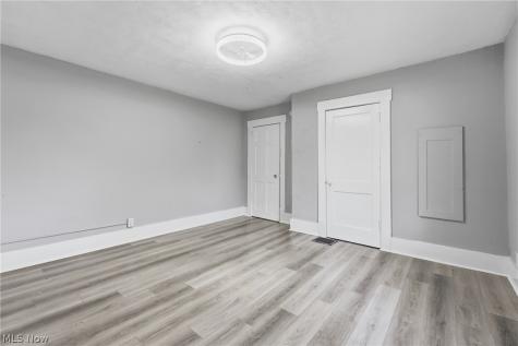 617 Carnahan Avenue NE Canton OH 44704
