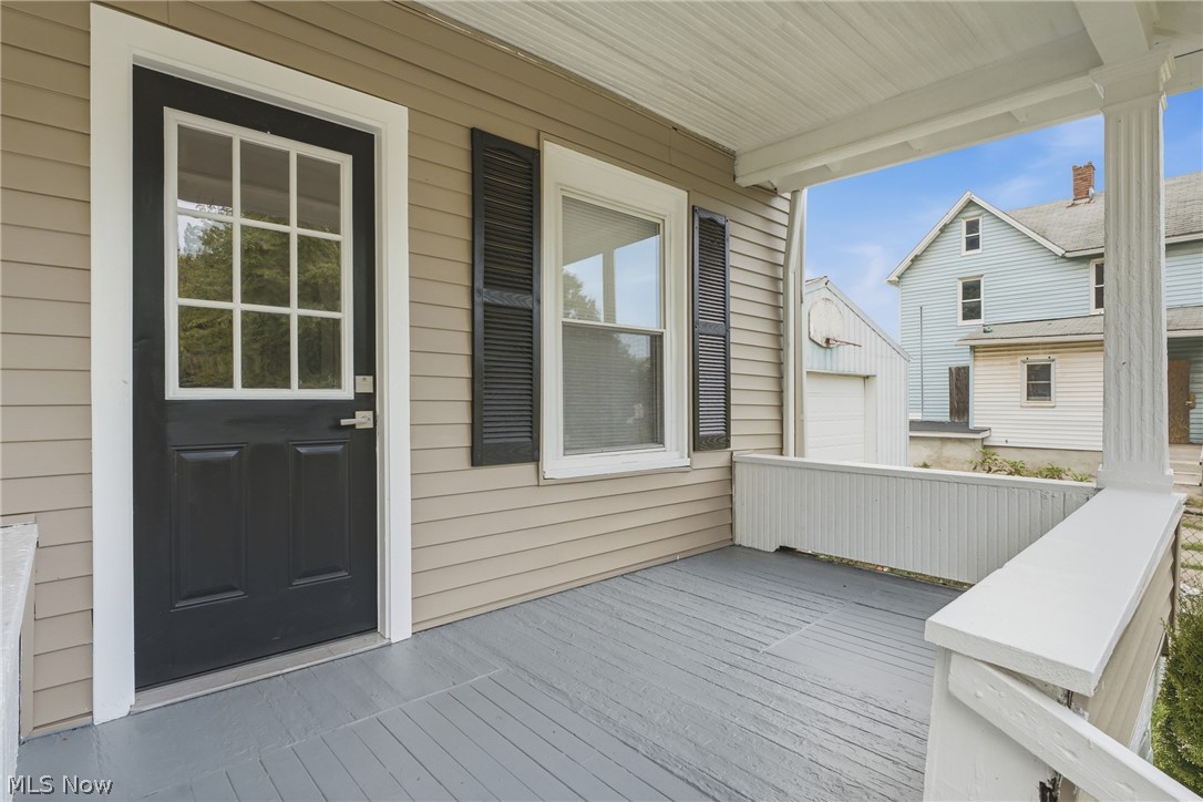 617 Carnahan Avenue NE Canton OH 44704