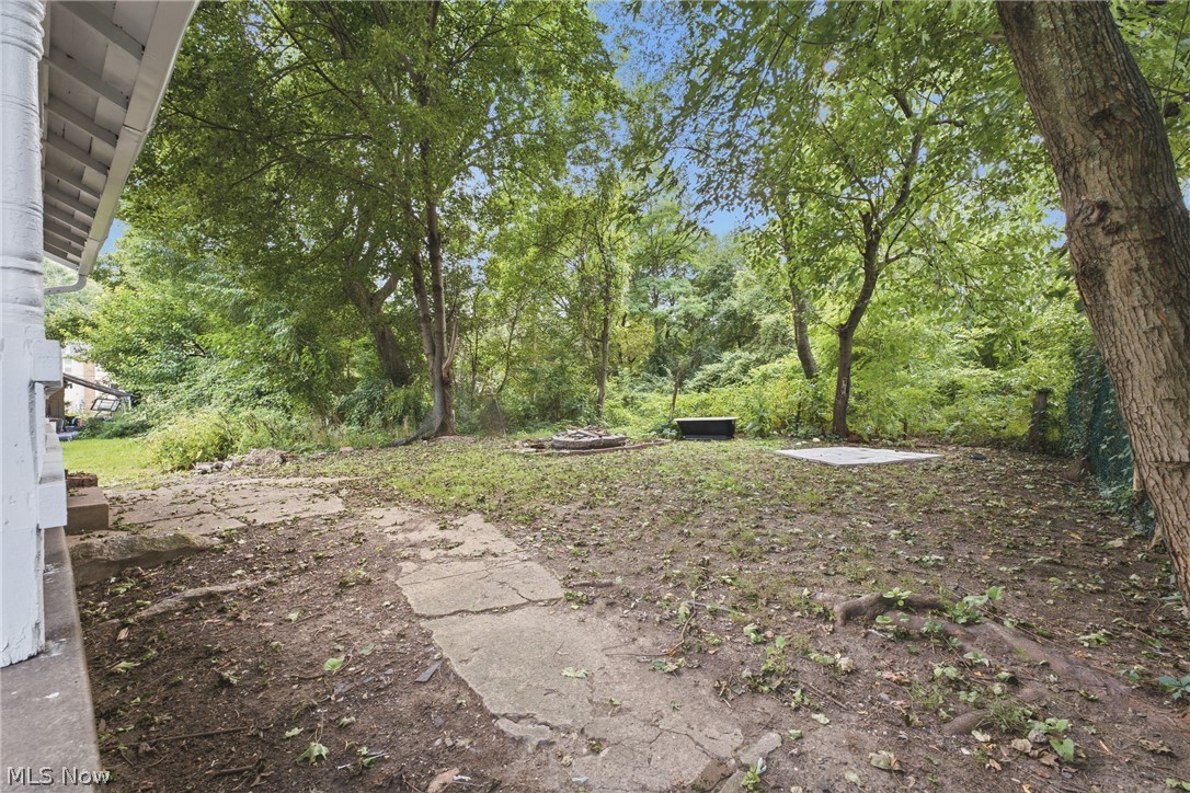 617 Carnahan Avenue NE Canton OH 44704