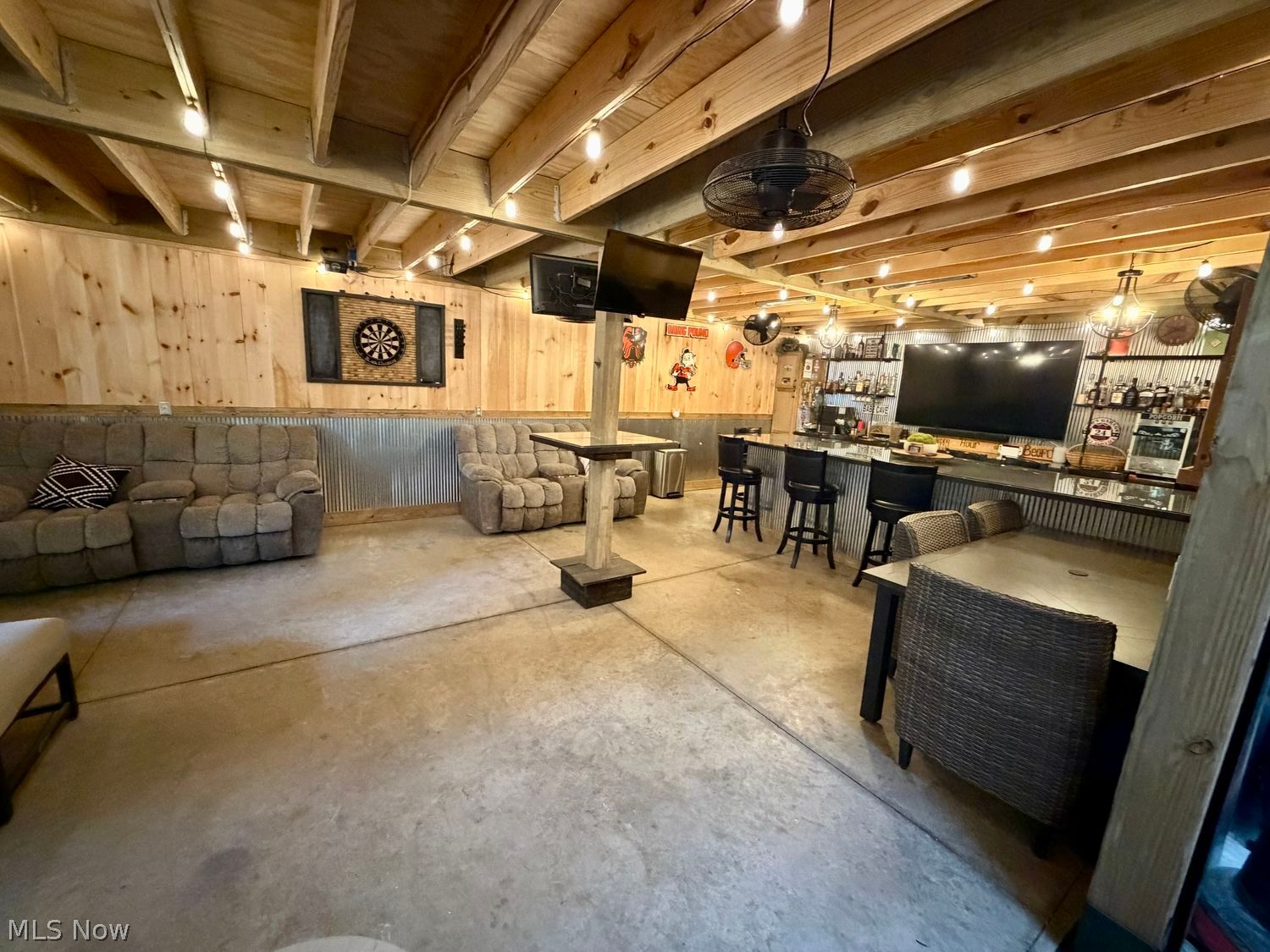 321 Twp Road 350 Sullivan OH 44880