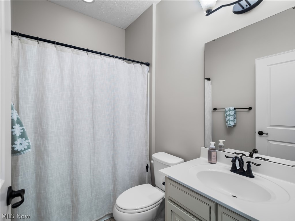 8898 Harvest Ridge Way North Ridgeville OH 44039