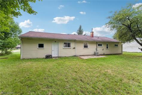 1994 Pinewood Drive Brunswick OH 44212