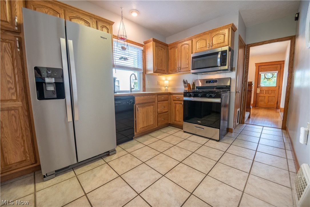 140 Cornell Avenue Elyria OH 44035