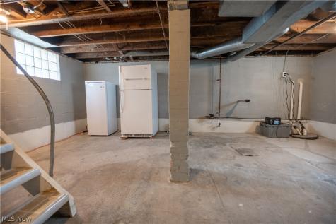 140 Cornell Avenue Elyria OH 44035