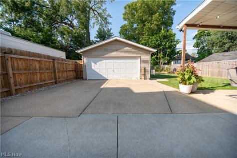 140 Cornell Avenue Elyria OH 44035