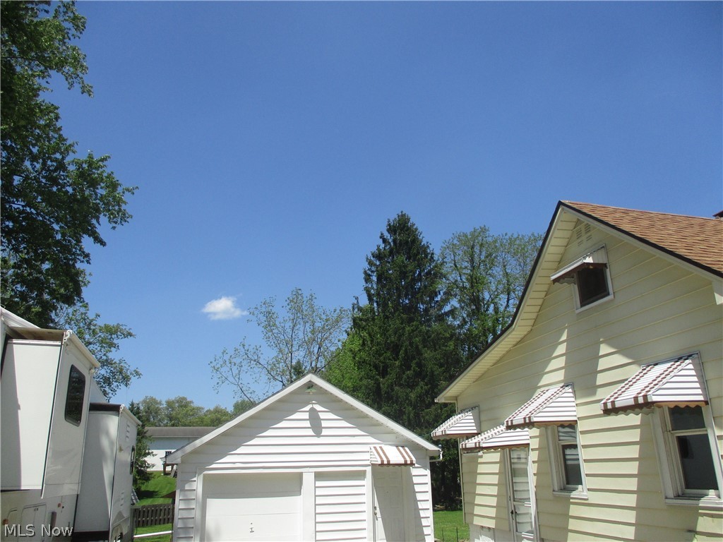 411 Eastlawn Street Geneva OH 44041