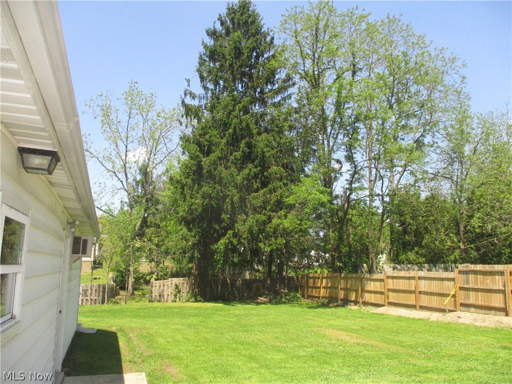 411 Eastlawn Street Geneva OH 44041