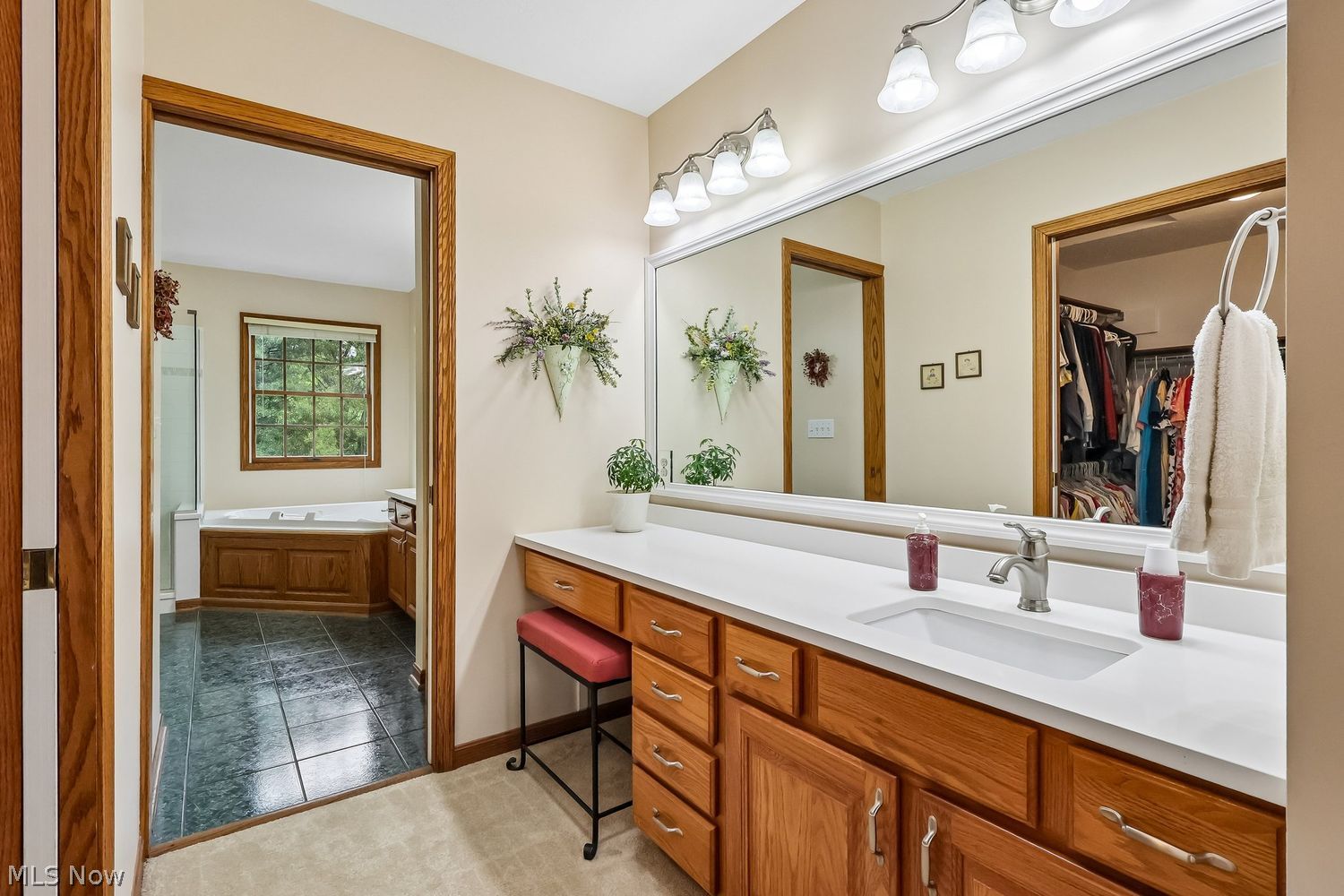 285 Brookpoint Circle Wadsworth OH 44281