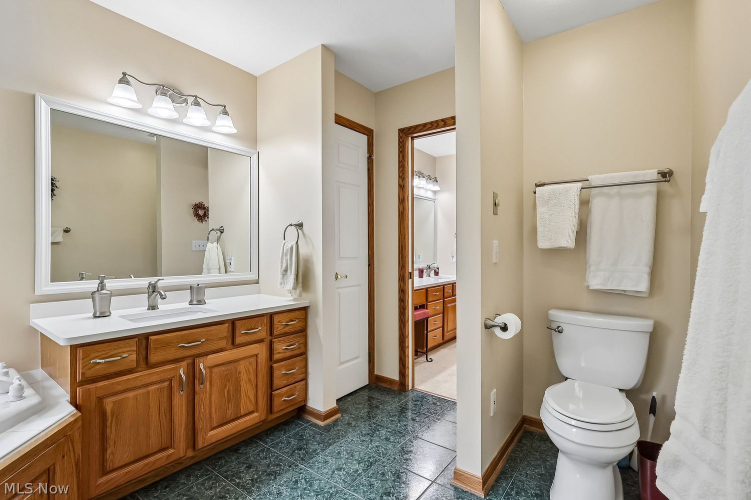 285 Brookpoint Circle Wadsworth OH 44281