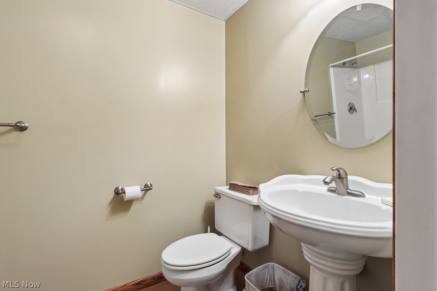 285 Brookpoint Circle Wadsworth OH 44281