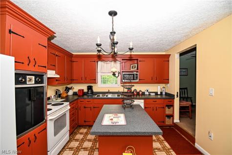 4585 Northampton Road Cuyahoga Falls OH 44223