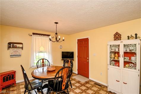 4585 Northampton Road Cuyahoga Falls OH 44223