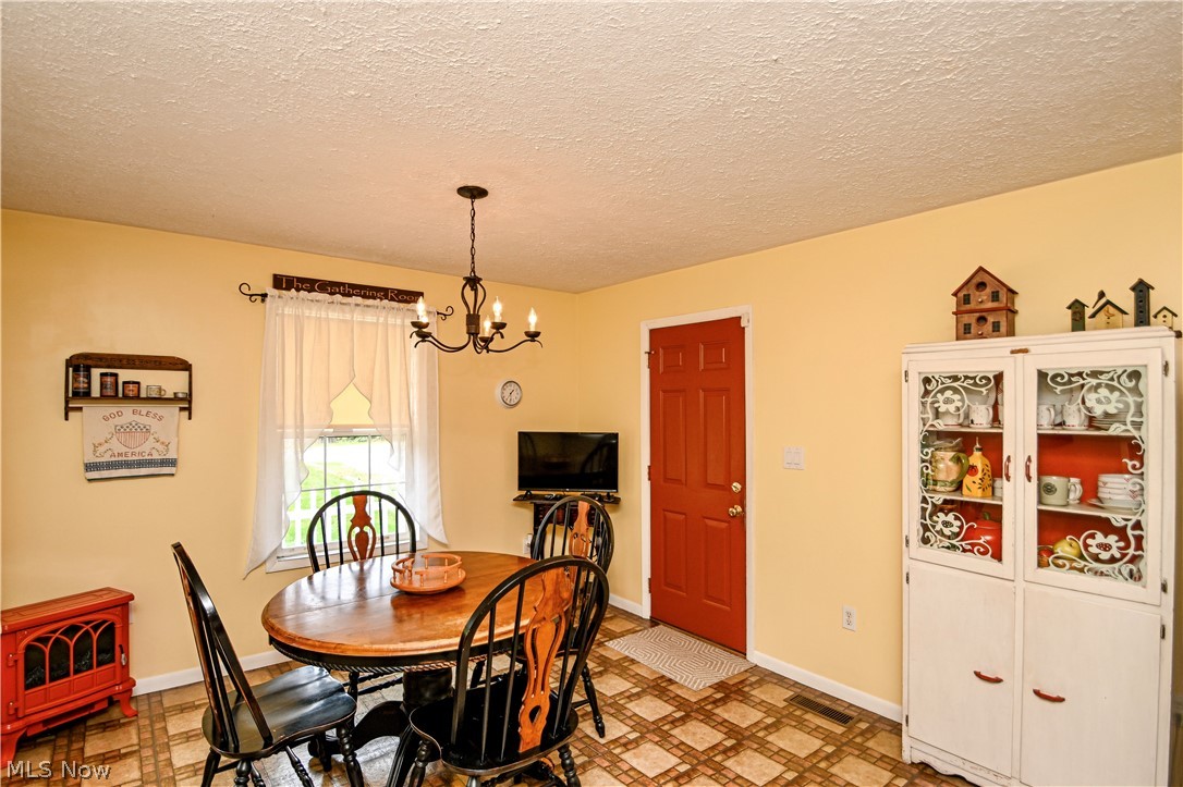 4585 Northampton Road Cuyahoga Falls OH 44223
