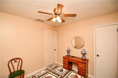 4585 Northampton Road Cuyahoga Falls OH 44223