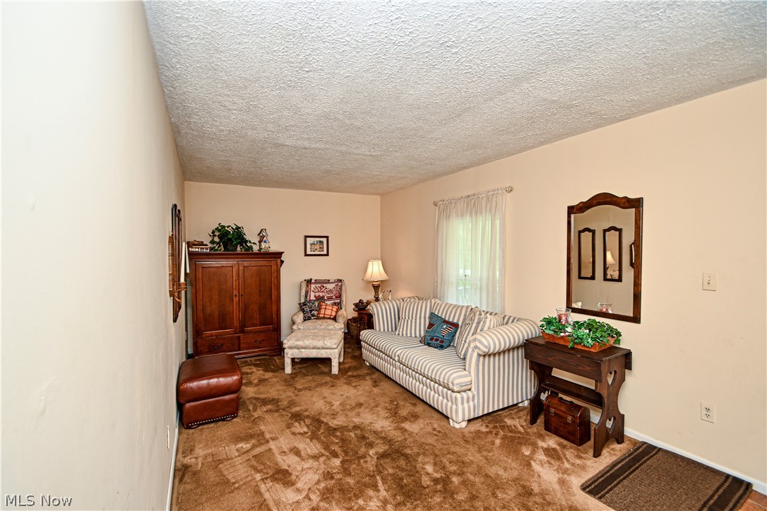 4585 Northampton Road Cuyahoga Falls OH 44223