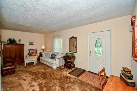 4585 Northampton Road Cuyahoga Falls OH 44223