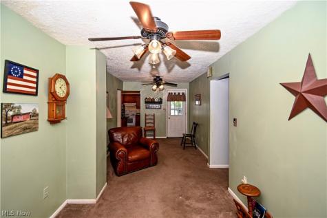 4585 Northampton Road Cuyahoga Falls OH 44223