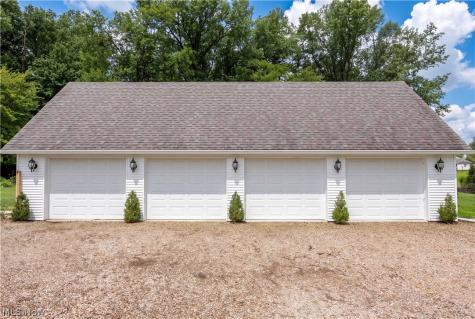 15710 Cenfield Street NE Alliance OH 44601
