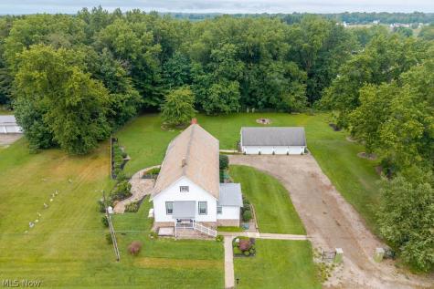 15710 Cenfield Street NE Alliance OH 44601