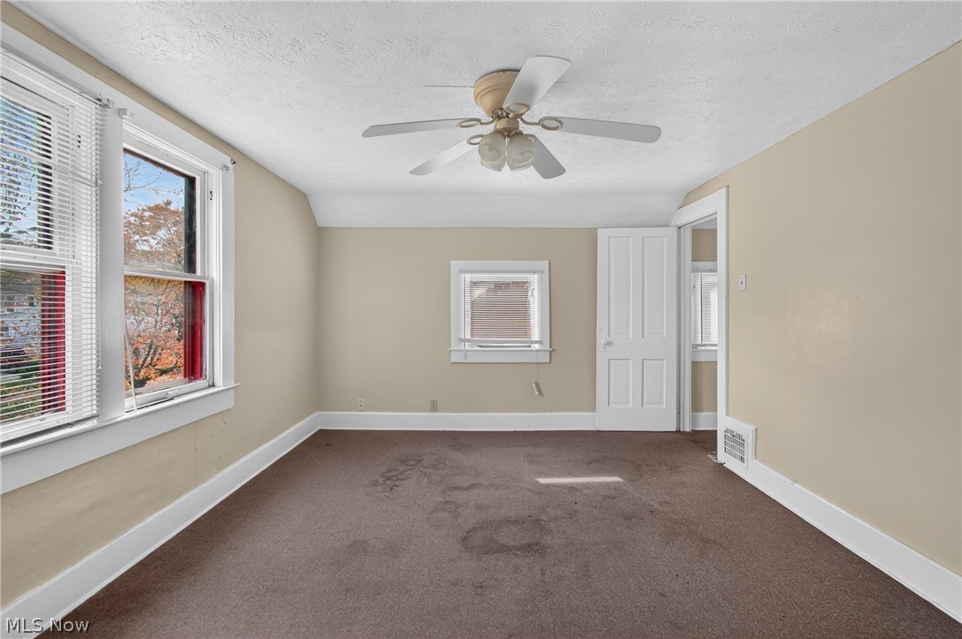 852 Kling Street Akron OH 44311