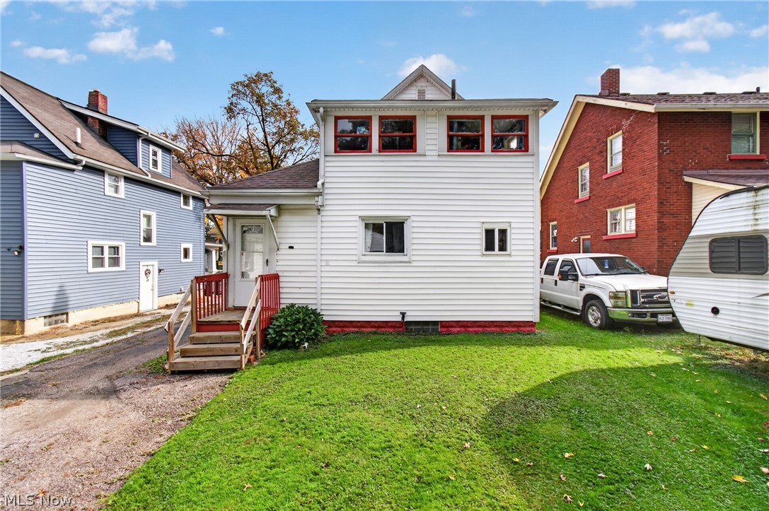 852 Kling Street Akron OH 44311