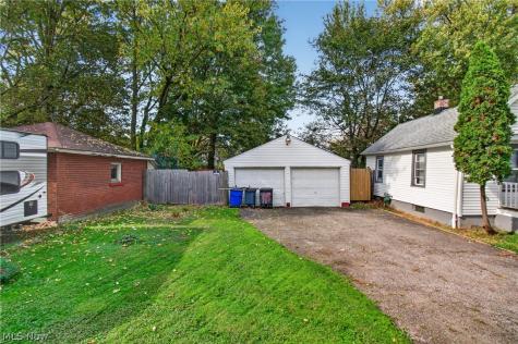 852 Kling Street Akron OH 44311
