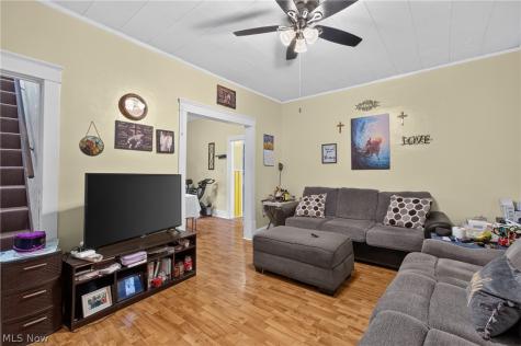 852 Kling Street Akron OH 44311