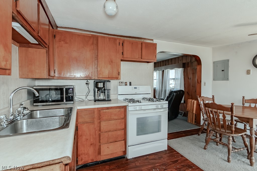 6554 Tarbell Avenue Madison OH 44057