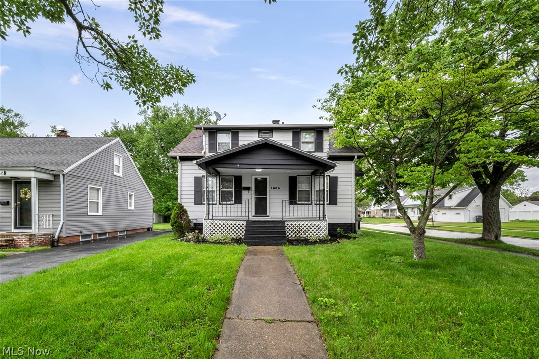 1603 Winchester Road Lyndhurst OH 44124
