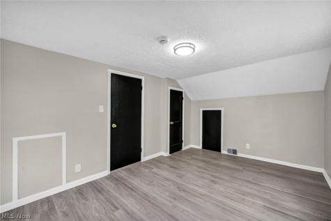 1603 Winchester Road Lyndhurst OH 44124