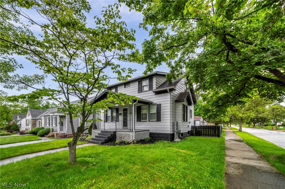 1603 Winchester Road Lyndhurst OH 44124