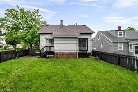 1603 Winchester Road Lyndhurst OH 44124