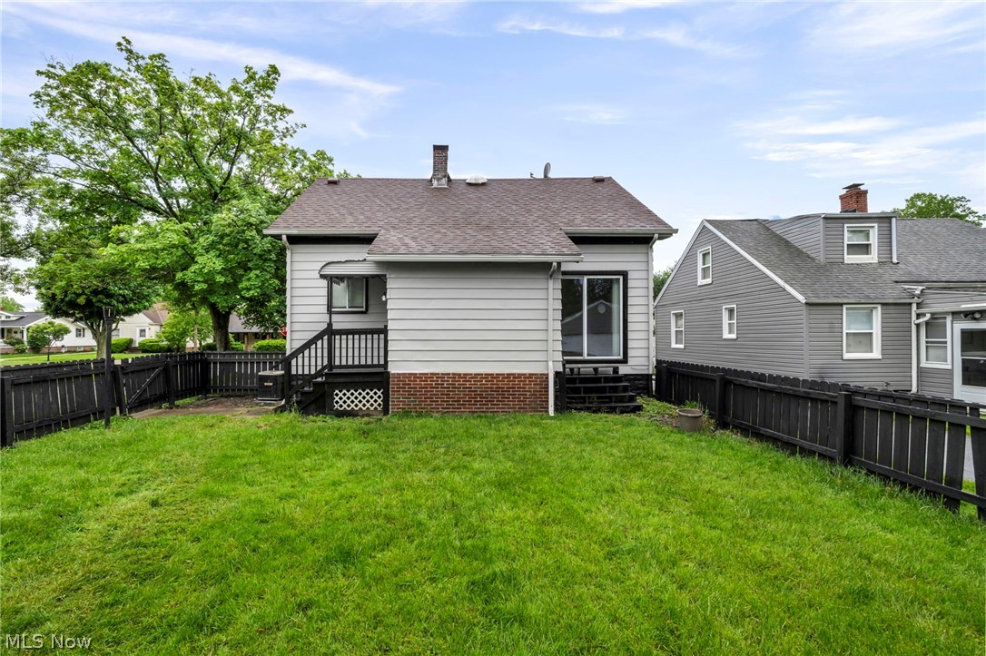 1603 Winchester Road Lyndhurst OH 44124