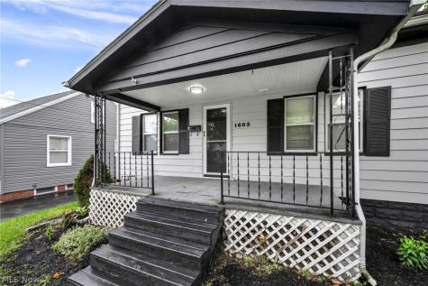1603 Winchester Road Lyndhurst OH 44124