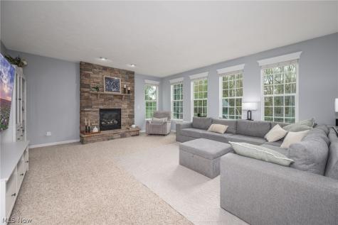2713 Blue Ash Avenue NW Canton OH 44708